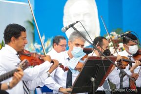Nicaragua conmemora 154 aniversario del natalicio del poeta Rubén Darío 