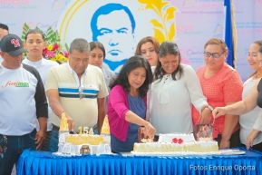 Nicaragua conmemora 154 aniversario del natalicio del poeta Rubén Darío 