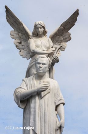 Nicaragua conmemora 154 aniversario del natalicio del poeta Rubén Darío 