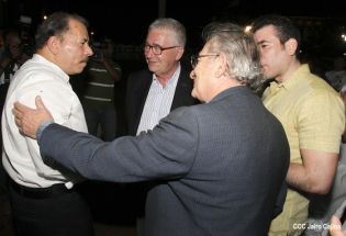 Daniel y Rosario en acto del 80 Aniversario del Tránsito a la Inmortalidad del General Augusto C. Sandino