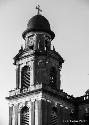Celebran 169 años de la Novia del Xolotlán con espectacular serenata