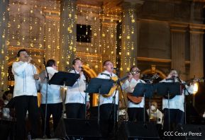 Celebran 169 años de la Novia del Xolotlán con espectacular serenata