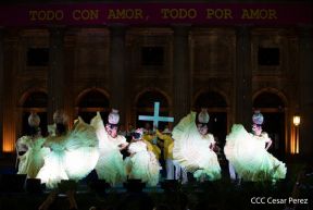 Celebran 169 años de la Novia del Xolotlán con espectacular serenata