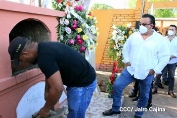 Homenaje al cronista deportivo Pepe Ruiz