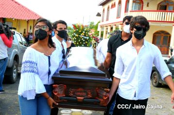 Homenaje al cronista deportivo Pepe Ruiz