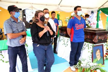 Homenaje al cronista deportivo Pepe Ruiz