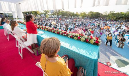 Cuatrocientas parejas se dieron el “Si… Acepto” en ocasión del Día del Amor y la Amistad