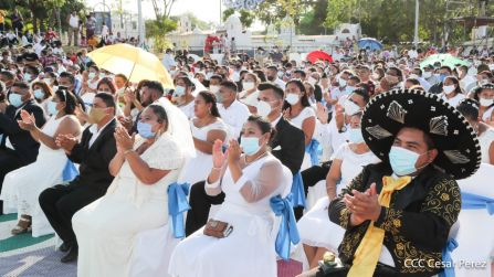Cuatrocientas parejas se dieron el “Si… Acepto” en ocasión del Día del Amor y la Amistad