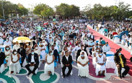 Cuatrocientas parejas se dieron el “Si… Acepto” en ocasión del Día del Amor y la Amistad