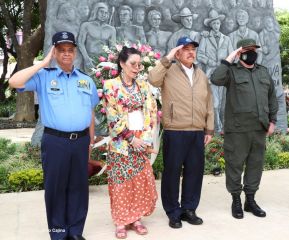 ¡Sandino vive, la lucha por el amor, por la justicia sigue!