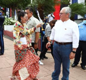 ¡Sandino vive, la lucha por el amor, por la justicia sigue!