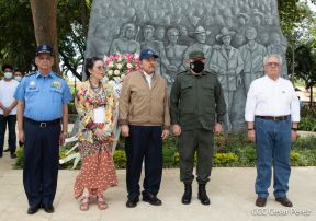 ¡Sandino vive, la lucha por el amor, por la justicia sigue!