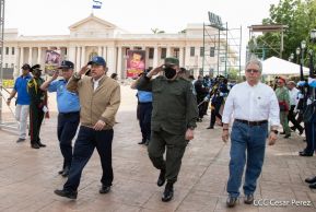 ¡Sandino vive, la lucha por el amor, por la justicia sigue!