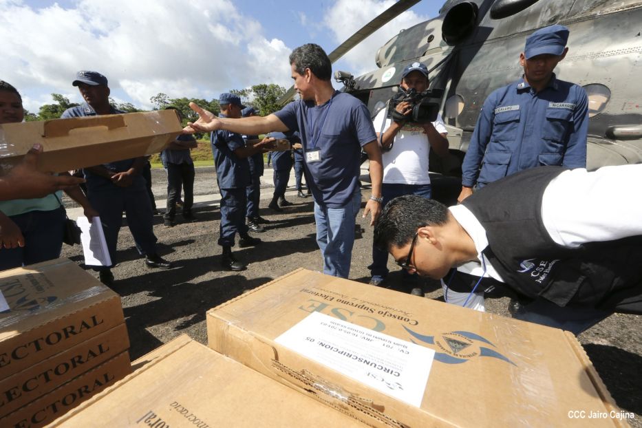 Arriba a la Costa Caribe material electoral