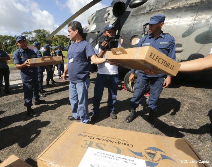 Arriba a la Costa Caribe material electoral