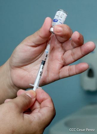 Primera jornada de vacunación voluntaria contra la Covid-19 en Nicaragua