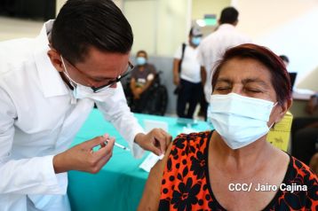 Primera jornada de vacunación voluntaria contra la Covid-19 en Nicaragua