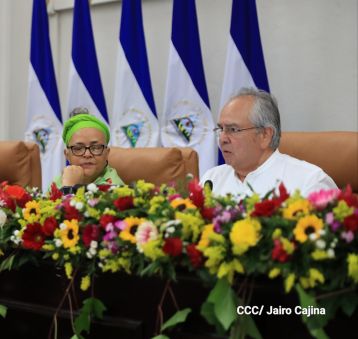 Orden Rigoberto Cabezas a periodistas que han contribuido a la paz, el progreso, estabilidad y desarrollo de Nicaragua