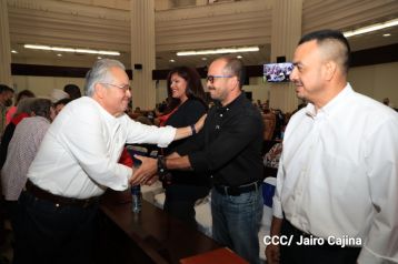 Orden Rigoberto Cabezas a periodistas que han contribuido a la paz, el progreso, estabilidad y desarrollo de Nicaragua
