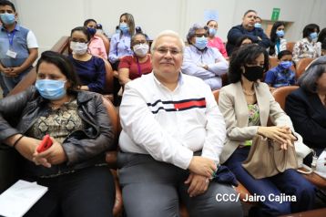 Orden Rigoberto Cabezas a periodistas que han contribuido a la paz, el progreso, estabilidad y desarrollo de Nicaragua