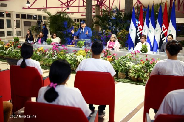 El Comandante Daniel Ortega y la Compañera Rosario Murillo presidieron acto en ocasión del Día Internacional de la Mujer