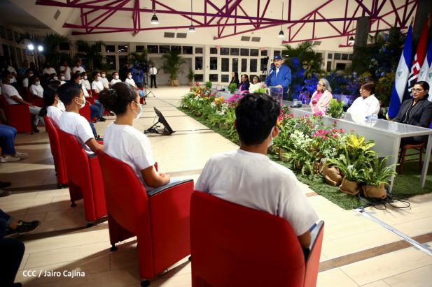 El Comandante Daniel Ortega y la Compañera Rosario Murillo presidieron acto en ocasión del Día Internacional de la Mujer