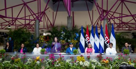 El Comandante Daniel Ortega y la Compañera Rosario Murillo presidieron acto en ocasión del Día Internacional de la Mujer