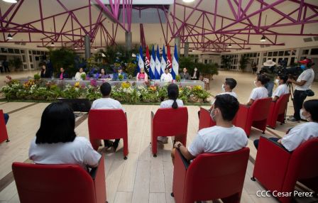 El Comandante Daniel Ortega y la Compañera Rosario Murillo presidieron acto en ocasión del Día Internacional de la Mujer