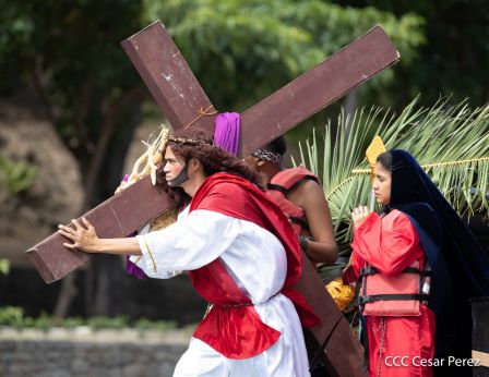 Viacrucis Acuático de Granada