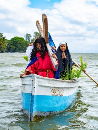Viacrucis Acuático de Granada