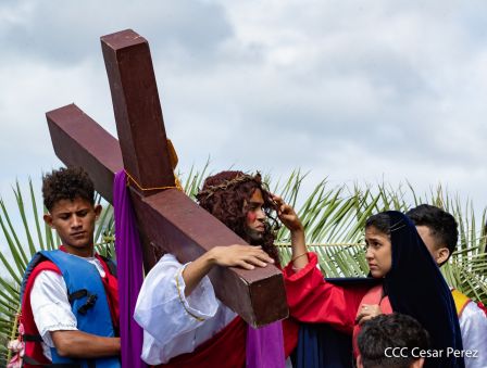 Viacrucis Acuático de Granada
