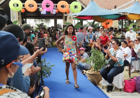 Nicaragua Fuerza Bendita:   III Edición de la Pasarela Verano de Amor