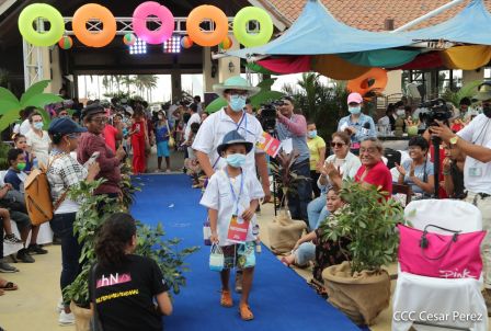 Nicaragua Fuerza Bendita:   III Edición de la Pasarela Verano de Amor