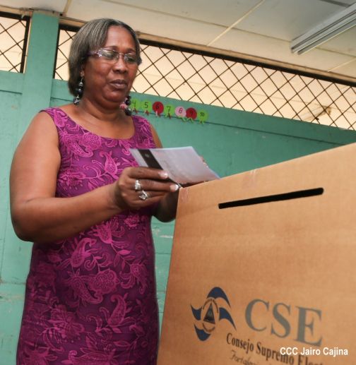 Costa Caribe vota en Elecciones Regionales