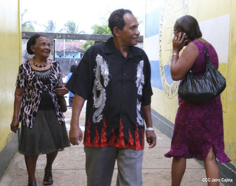 Costa Caribe vota en Elecciones Regionales