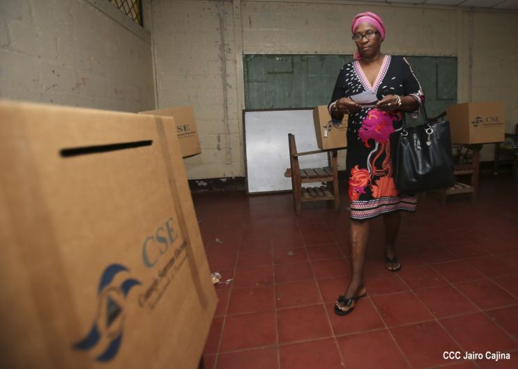 Costa Caribe vota en Elecciones Regionales