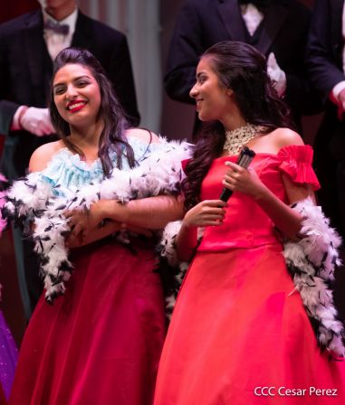 Puesta en escena de La Traviata del italiano Giuseppe Verdi 