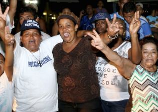 Familias de Blufields celebran victoria FSLN en la Costa Caribe