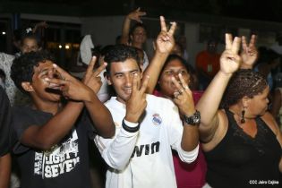 Familias de Blufields celebran victoria FSLN en la Costa Caribe