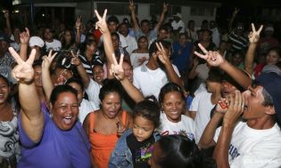 Familias de Blufields celebran victoria FSLN en la Costa Caribe