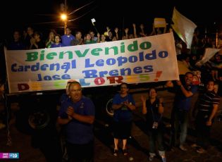 Pueblo de Nicaragua recibe a Su Eminencia el Cardenal Leopoldo Brenes