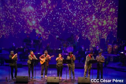 Cantata al General Augusto C. Sandino