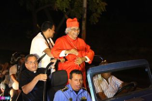Pueblo de Nicaragua recibe a Su Eminencia el Cardenal Leopoldo Brenes