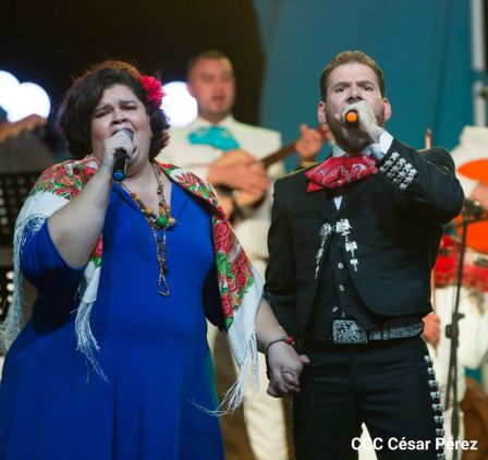 Concierto “Amor de Madre” en el Puerto Salvador Allende