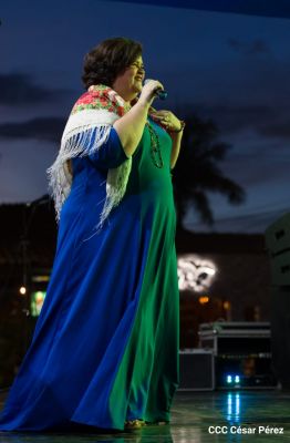 Concierto “Amor de Madre” en el Puerto Salvador Allende