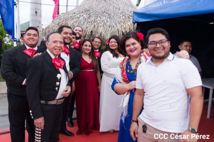 Concierto “Amor de Madre” en el Puerto Salvador Allende