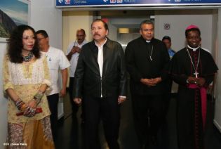 Presidente Daniel y Compañera Rosario reciben a Su Eminencia Cardenal Leopoldo Brenes