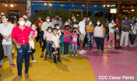 Concierto “Amor de Madre” en el Puerto Salvador Allende