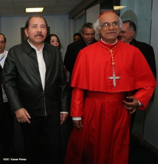 Presidente Daniel y Compañera Rosario reciben a Su Eminencia Cardenal Leopoldo Brenes