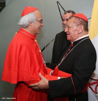 Presidente Daniel y Compañera Rosario reciben a Su Eminencia Cardenal Leopoldo Brenes